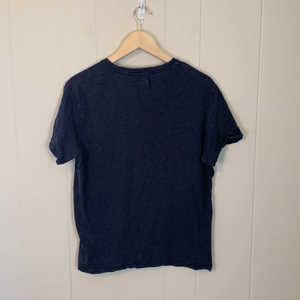 Globe Trotter Gray T Shirt Size Medium